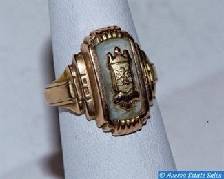 10K Gold Clas Ring