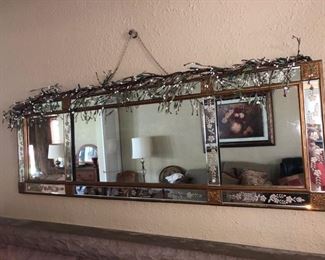 Gorgeous etched mirror......