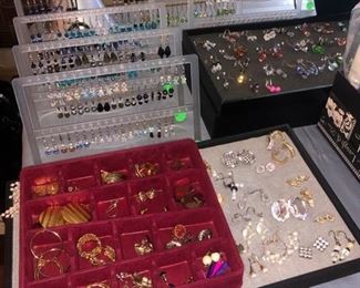 So much jewelry......