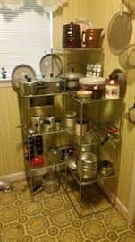 Tons of Kitchen Ware