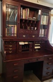 Antique cherry roll top desk (upper glass doors lock)