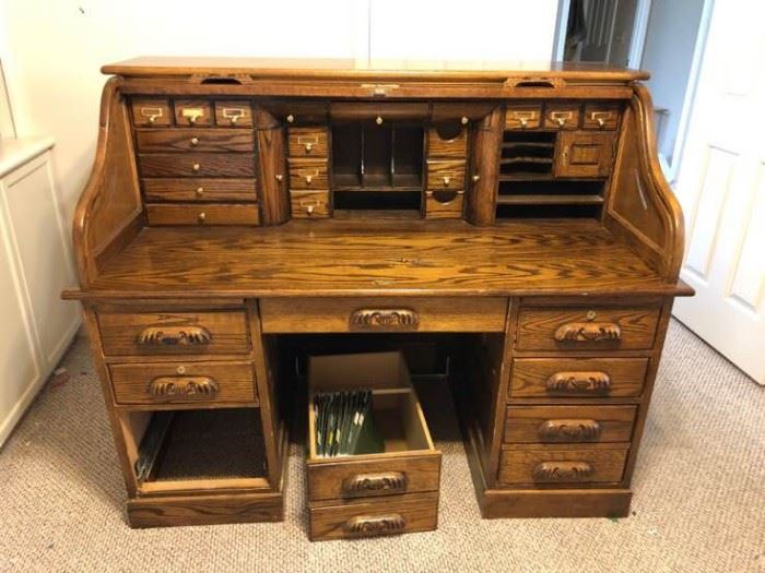 Bradford Oak Rolltop Desk with Secret Compartment