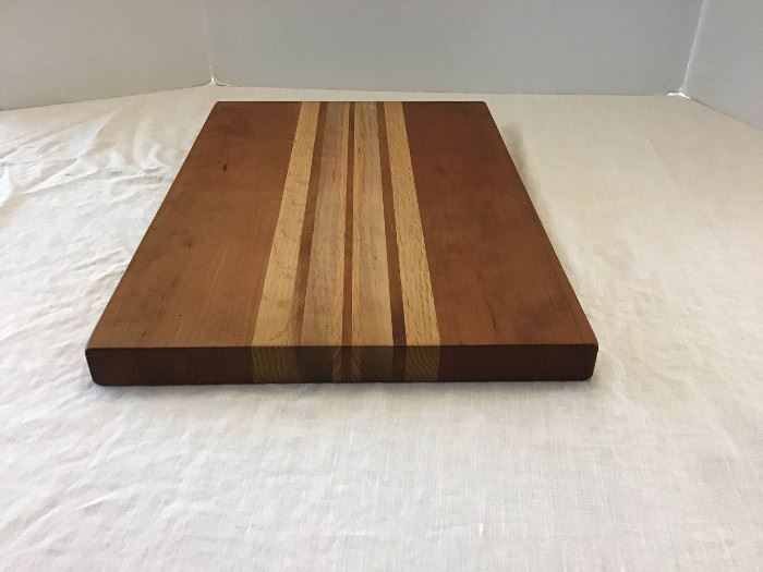 Handmade wooden items https://ctbids.com/#!/description/share/135670