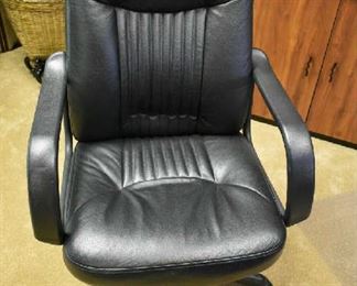LEATHER DESK CHAIR