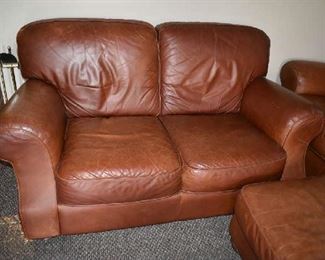 LEATHER LOVESEAT