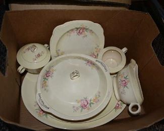 SERVING PIECES