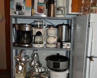 METAL SHELF, KITCHENWARE