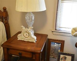 SIDE TABLE, LAMP, CLOCK