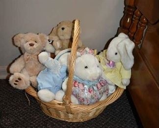 STUFFED ANIMALS