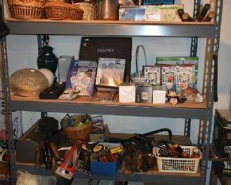 BASKETS, LIGHTBULBS, HOUSEHOLD