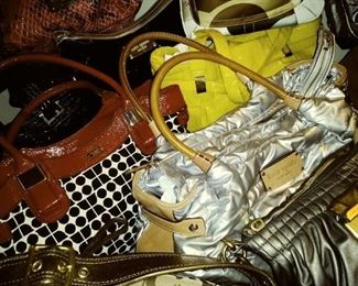 many handbags