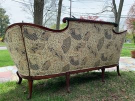 Sofa. Fans Asian motif. Perfect condition. 