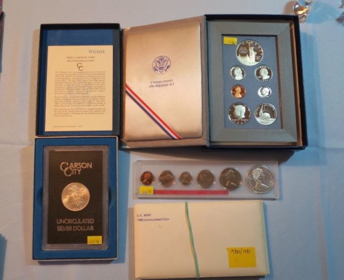 U.S. Prestige Set, Carson City Uncirculated Silver Dollar