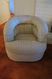 Mid Century Barrel Chair