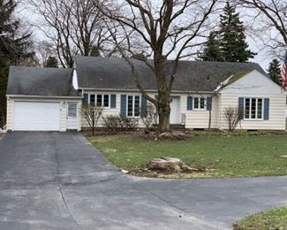 4742 Broad Rd., Syr