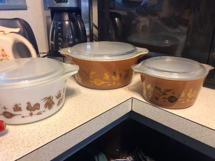This is some cool Corningware stuff!