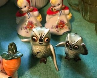 Collectible salt & pepper shakers