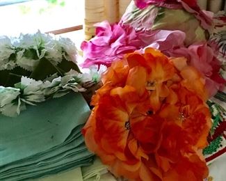 Women’s floral hats