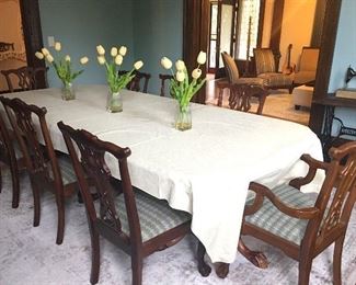 This dining room table will look elegant in your dining room, it features 6 chairs and 2 captains chairs.