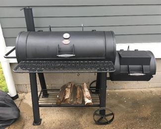 Just look at this grill, just in time for your July 4th Holiday.