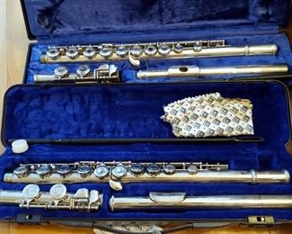 Flutes (2) - one flute is open hole