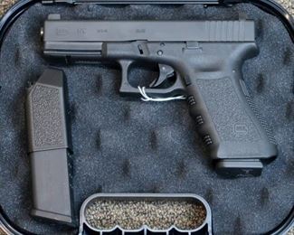 LOT # 55 - GLOCK 17C "COMPENSTATED" PISTOL             AUCTION ESTIMATE - $775.00 - $875.00                                       CALIBER 9MM,  TRIJICON SUPPRESSOR READY NIGHT SIGHTS AND THE CONDITION IS NEW IN BOX