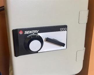 Sentry Safe, 3 available 