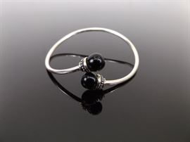 .925 Sterling Silver Onyx Ball Open Bangle Bracelet