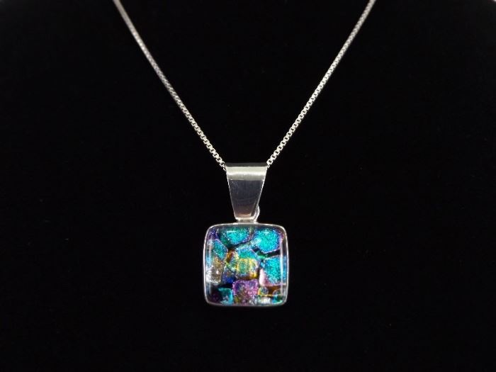 .925 Sterling Silver Blue Green Purple Dichroic Art Glass Pendant Necklace
