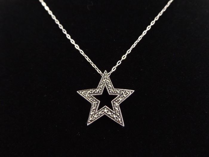 .925 Sterling Silver Art Nouveau Star Pendant Necklace
