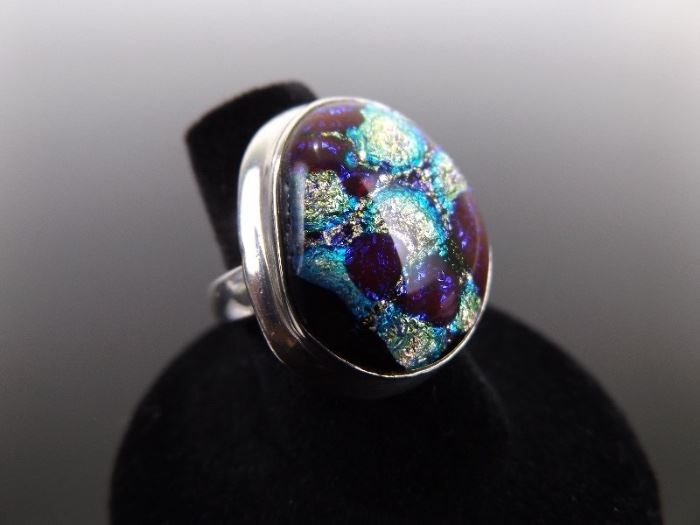 .925 Sterling Silver Purple Dichroic Art Glass Ring Size 7
