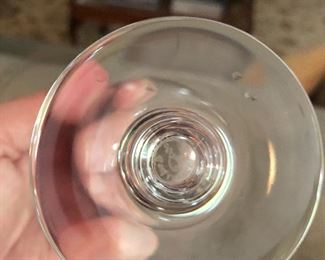 SET OF 9 BACCARAT CORDIAL GLASSES
BACCARAT
