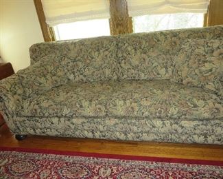 ROLLED ARM UPHOLSTERED SOFA                          Sherrill Furniture Company
