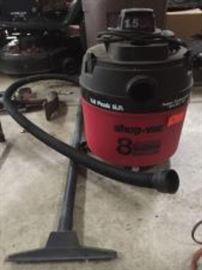 8 Gallon 1.5 HP Shop Vac 