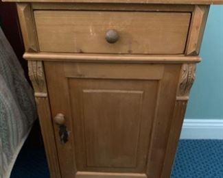 81. Antique Pine Nightstand (19" x 15" x 31")