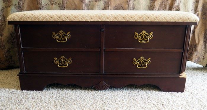Lane Cedar Chest With Upholstered Top, Some Damage On Corner, 20" x 44.5" x 16"