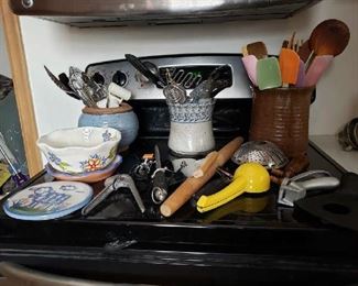 Kitchen items including utensils