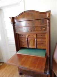 desk with inlay