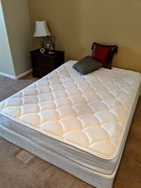 Queen mattress and box