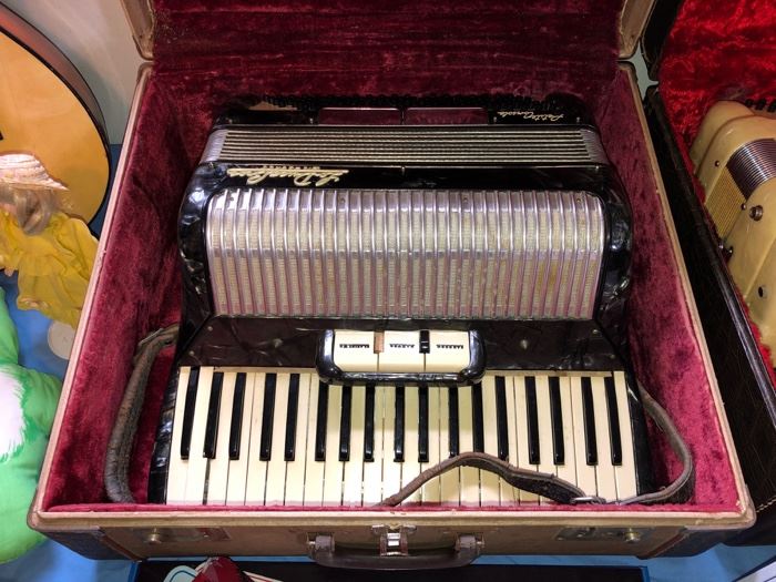 Lo Duca Bros. accordion