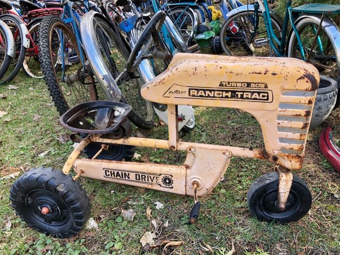 Ranch Trac 502 pedal tractor