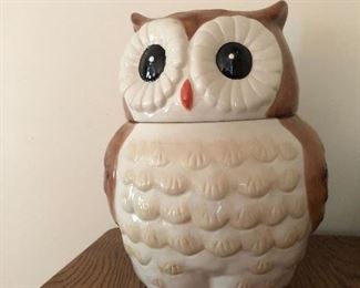Owl cookie jar