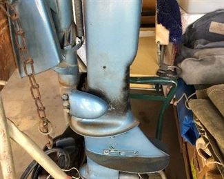 Lower unit in excellent condition