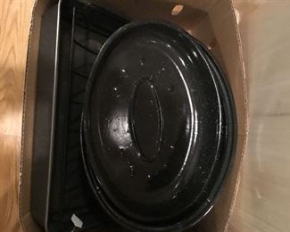 Roasting pan