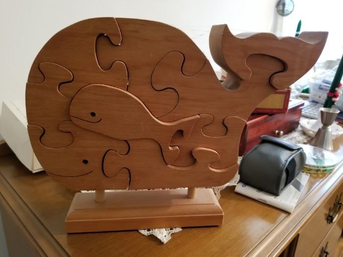 Large Wood Whale Puzzle