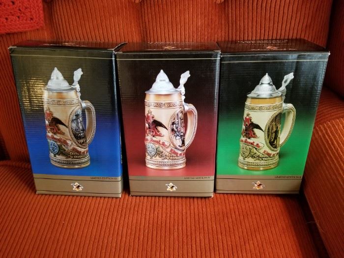 Vintage boxed Budweiser mugs, many more available without boxes