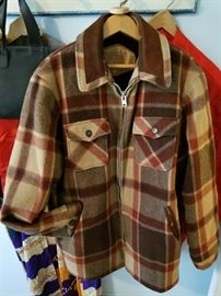 Exceptional oLd vintage Woolrich Buffalo Plaid Wool and Suede Zippered Barn style coat 