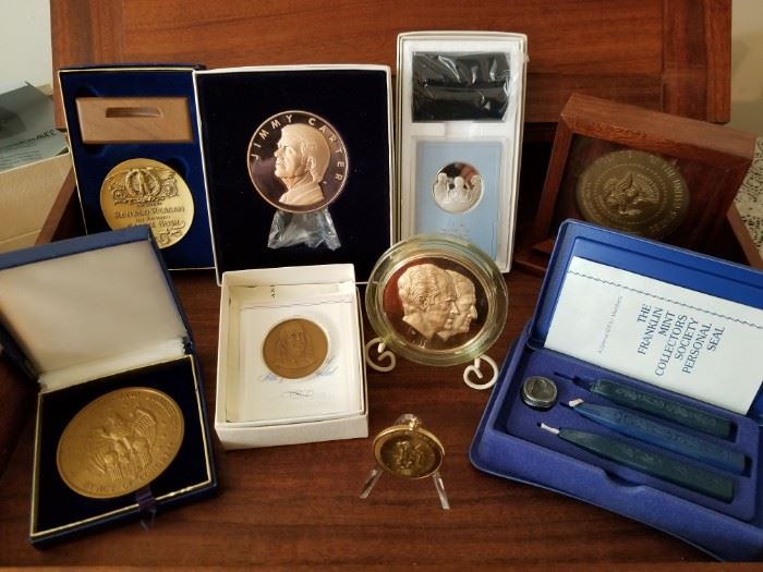 Bronze & Silver Presidential boxed coin collection