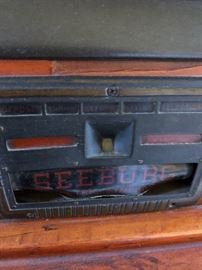 1930s-1940s Original Regal Seeburg  Art Deco Jukebox 