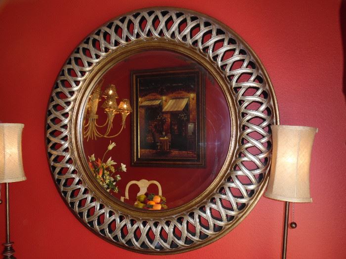 Round Mirror, Metal frame